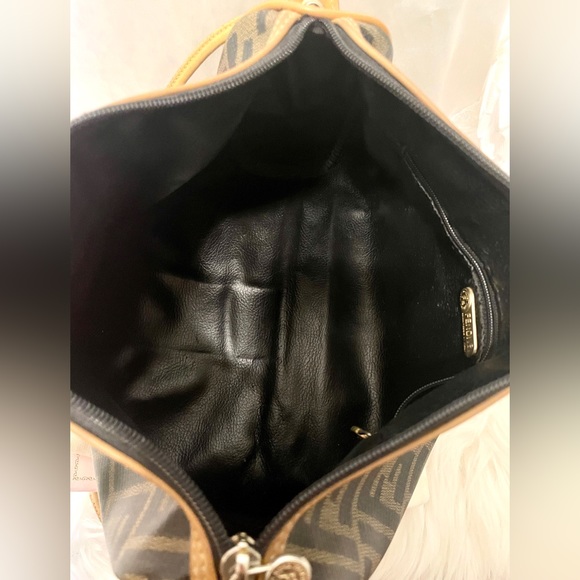 🧚Auth💖Beautiful💖 FENDI Zucca Zucchino FF Monogram Pochette Clutch Crossbody✨ - Picture 9 of 13